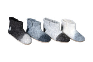 Home stitch felt room shoes (high cut)